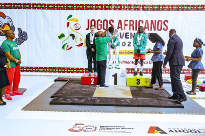 Golden Girl, Florence Olarioye Strikes Triple Gold in Weightlifting