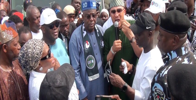 Abiodun Faleke Donates Coaster Bus to ANFASSC, Decorated as National Patron