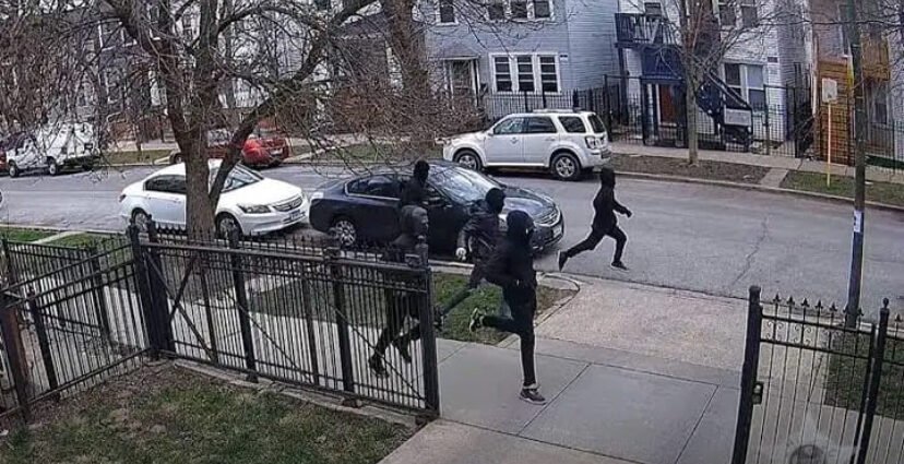 Just in: Burglars Raid Alex Iwobi’s Home, Steal Valuables Worth Estimated £500,000 Just in: Burglars Raid Alex Iwobi’s Home, Steal Valuables Worth Estimated £500,000