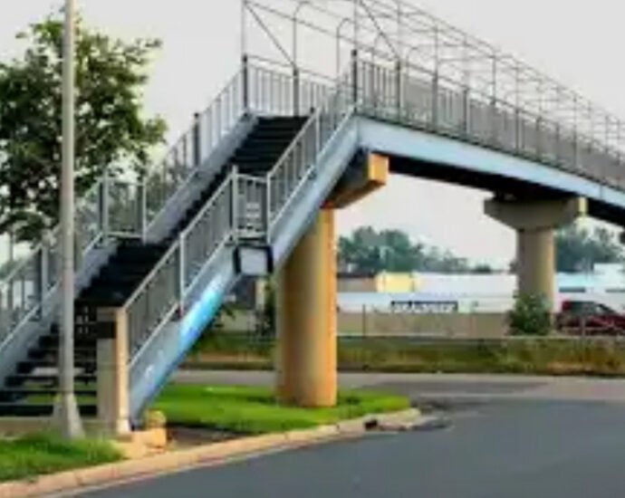 Road Expansion: Ado, One-Man Village Residents Call for Pedestrian Bridges Road Expansion: Ado, One-Man Village Residents Call for Pedestrian Bridges